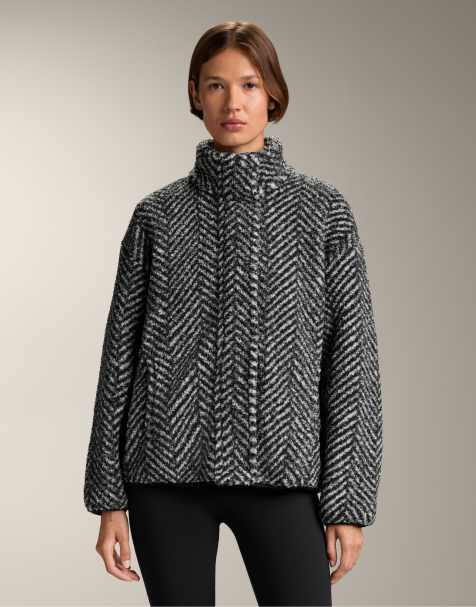 OYSHO – Cocoon-Jacke in Schwarz aus dickem Lammfellimitat - view 1
