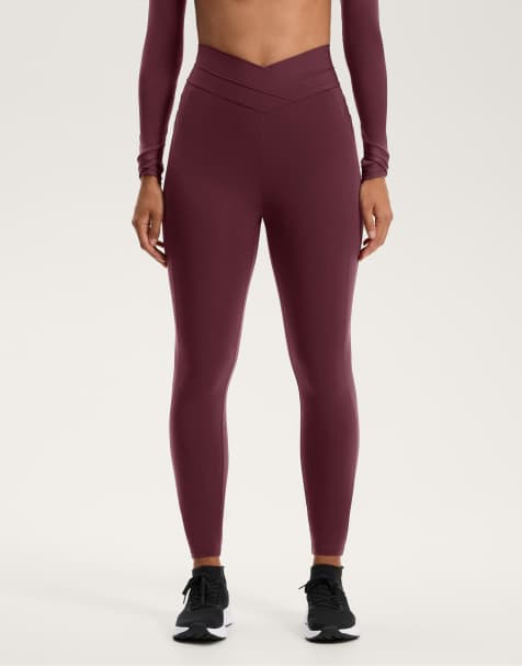OYSHO Comfortlux ankle-length leggings with v-waist detail in dark maroon - view 1