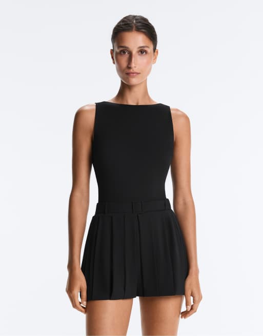 OYSHO – Comfortlux – Body in Schwarz mit Rückenausschnitt, 2 von 4
