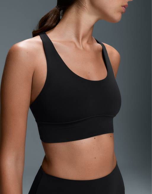 Oysho - Comfortlux - Brassière de sport à maintien intermédiaire avec bonnets - Noir, 3 de 7