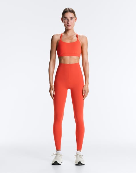 Oysho - Comfortlux - Brassière de sport à maintien léger avec bretelles croisées - Orange - view 1