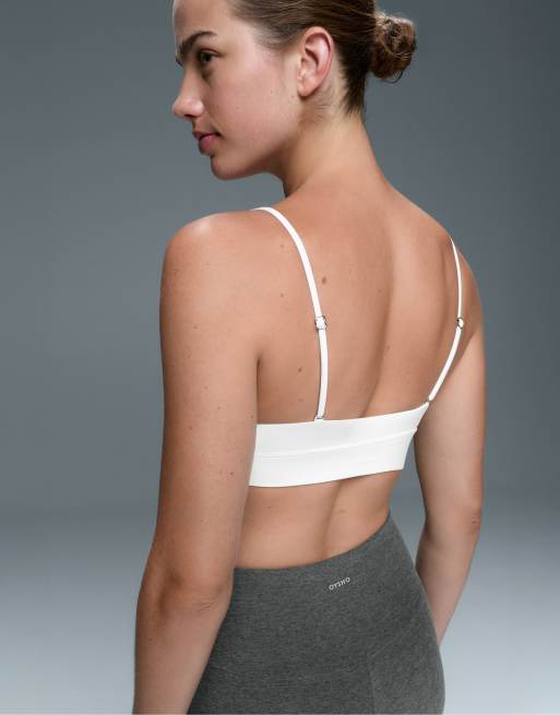 Oysho - Comfortlux - Brassière de sport maintien léger à bonnets triangle - Blanc cassé, 3 de 5