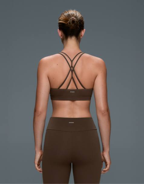 OYSHO - Comfortlux - Brun sports-BH med let støtte og krydsende stropper - view 1