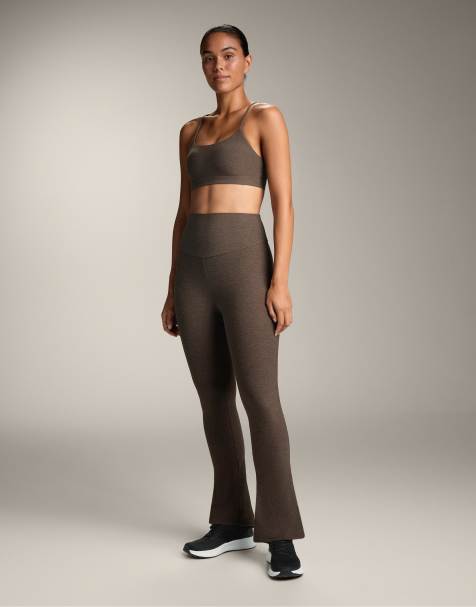 OYSHO – Comfortlux – Bruna, utsvängda byxor med hög midja - view 1