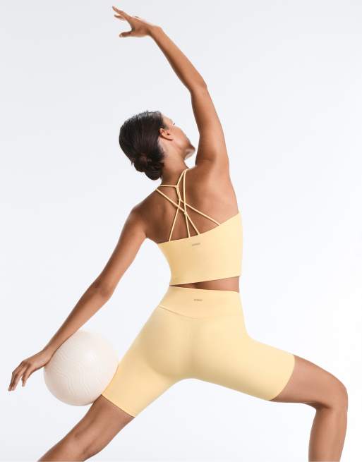 OYSHO Comfortlux crossover strap tank top in pale yellow, 3 of 4