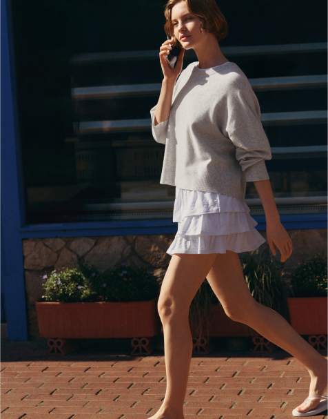 OYSHO Comfortlux embroidered short skirt in off-white - view 1