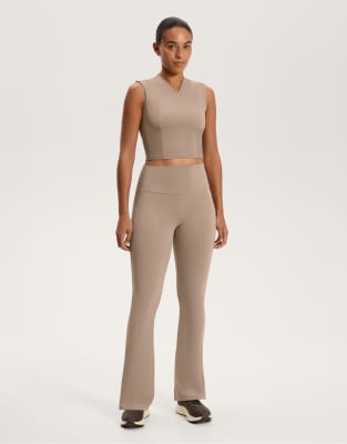OYSHO - Comfortlux - Gerippte Schlaghose in mittlerem Nerzbraun mit hohem Bund-Grau