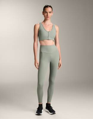 Oysho - Comfortlux - Geripptes Henley-Oberteil in Blaugrün mit Rückenausschnitt