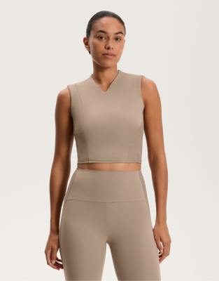 OYSHO - Comfortlux - Geripptes Tanktop in mittlerem Nerzbraun-Grau