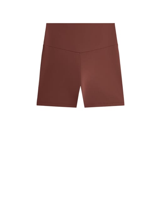 OYSHO Comfortlux High-Rise 10 cm Hotpants in Braun, 7 von 7