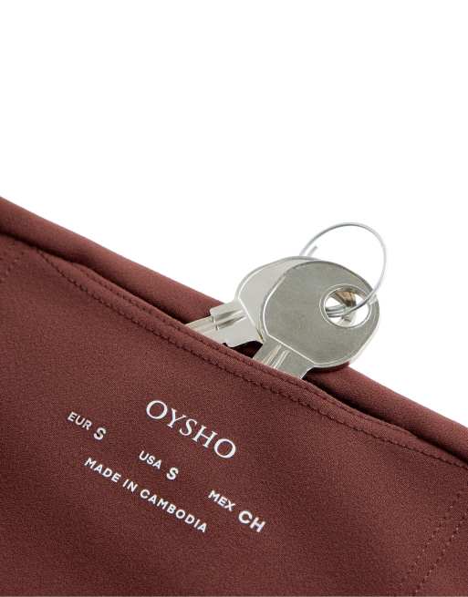 OYSHO Comfortlux high-rise 10cm hot pants in brown, 6 of 7