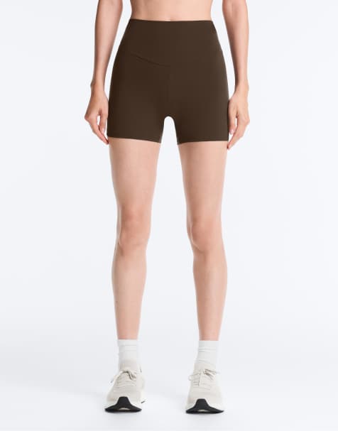 OYSHO Comfortlux high-rise 10cm hot pants in dark brown - view 1