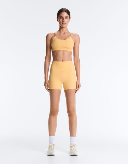OYSHO Comfortlux high-rise 10cm hot pants in yellow, 2 of 7