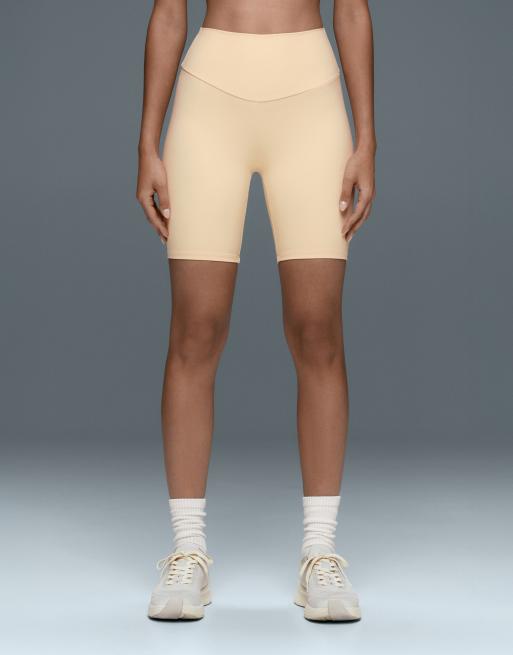 OYSHO Comfortlux High-Rise 20 cm Leggings-Shorts in Cremeweiß, 2 von 7