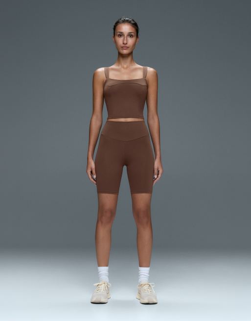 OYSHO Comfortlux high-rise 20cm short leggings in cocoa, 5 of 5