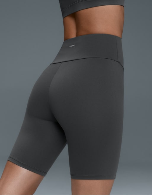 OYSHO Comfortlux high-rise 20cm short leggings in grey, 3 of 7