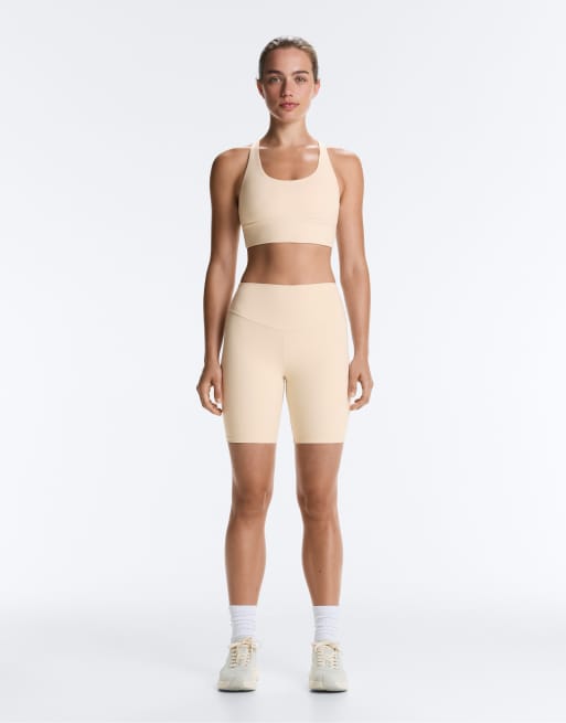 OYSHO Comfortlux high-rise 20cm short leggings in sand, 2 of 7