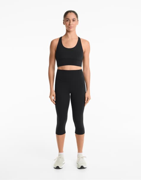 Oysho Comfortlux high-rise 40cm capri leggings in black - view 1