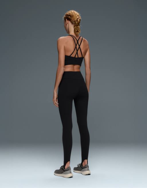 OYSHO Comfortlux high rise 65cm ankle-length stirrup leggings in black, 5 of 6