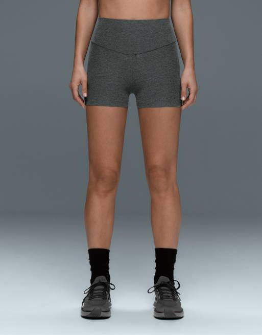OYSHO Comfortlux hot pants a vita alta 10 cm grigio scuro, 2 di 7