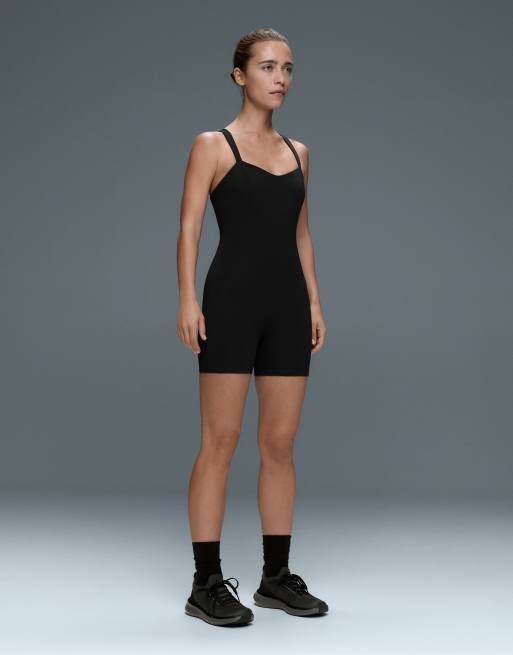 OYSHO Comfortlux Jumpsuit mit Herzausschnitt kurz in Schwarz, 2 von 6