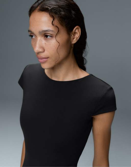 OYSHO Comfortlux Jumpsuit mit Rückenausschnitt in Schwarz, 3 von 7