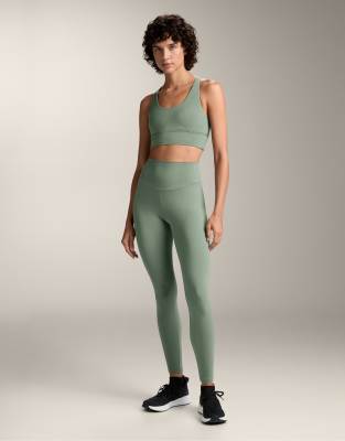 OYSHO - Comfortlux - Knöchellange Leggings in verwaschenem Grün mit hohem Bund