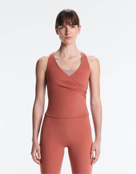 OYSHO – Comfortlux – Korallfärgad, ärmlös t-shirt med omlottdesign - view 1