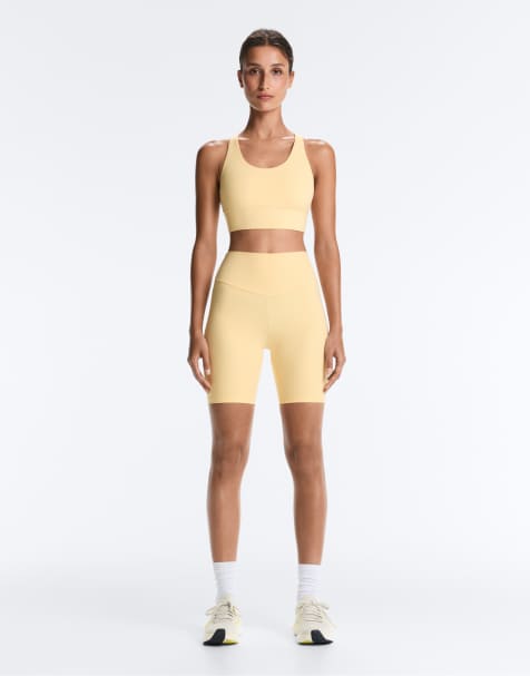 OYSHO - Comfortlux - Legging court 20 cm à taille haute - Jaune pâle - view 1
