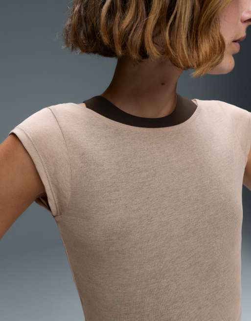 OYSHO Comfortlux linne med kontrasterande lager i stone, 3 av 6