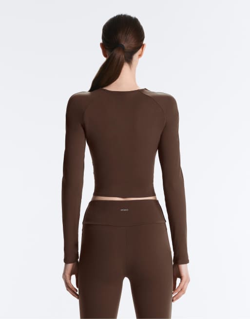 OYSHO Comfortlux long-sleeved t-shirt in dark brown, 4 of 4