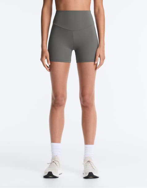 OYSHO - Comfortlux - Mini-short 10 cm à taille haute - Vert clair - view 1