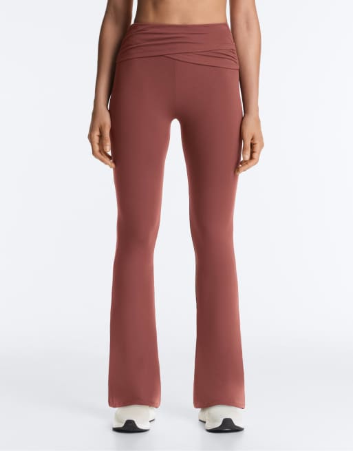 OYSHO - Comfortlux - Pantalon évasé à taille haute drapée - Taupe, 2 de 4