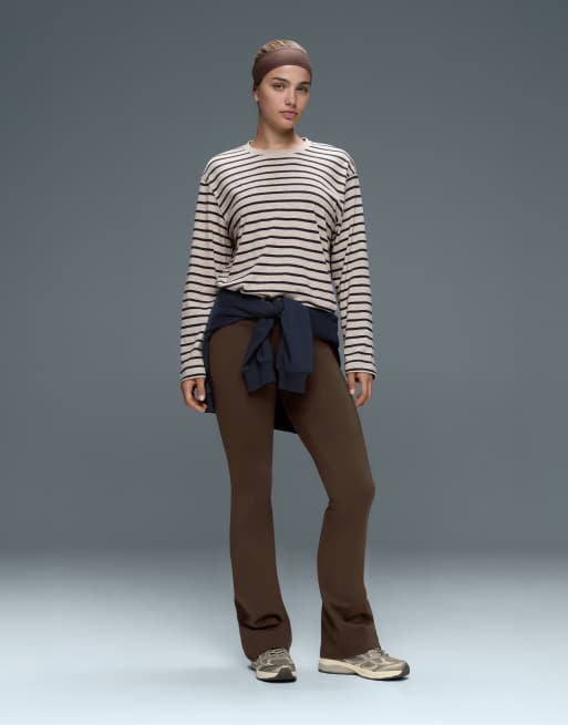 Oysho - Comfortlux - Pantalon évasé taille haute - Marron foncé, 2 de 7