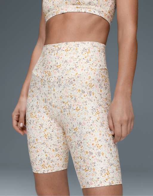 OYSHO - Comfortlux - Short legging taille haute 20 cm à fleurs - Écru pâle, 3 de 7