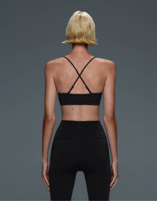 Oysho - Comfortlux - Sort sports-BH med let støtte og krydsende stropper, 2 af 7