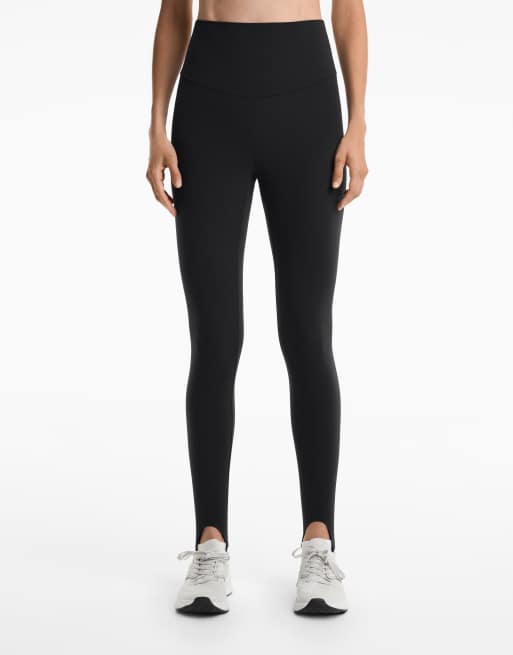 OYSHO - Comfortlux - Sorte ankellange leggings med superhøj talje og elastikker om foden, 4 af 4