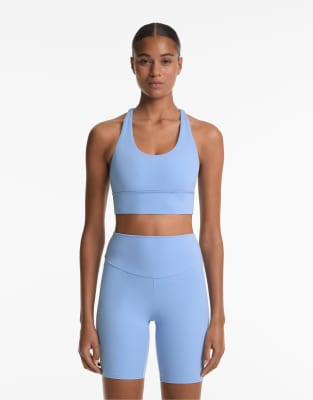 Oysho - Comfortlux - Sport-BH in blassem Lavendelblau mit Körbchen und mittlerer Stützfunktion