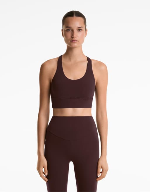 OYSHO – Comfortlux – Sport-BH in Braun mit mittlerer Stützfunktion und Körbchen