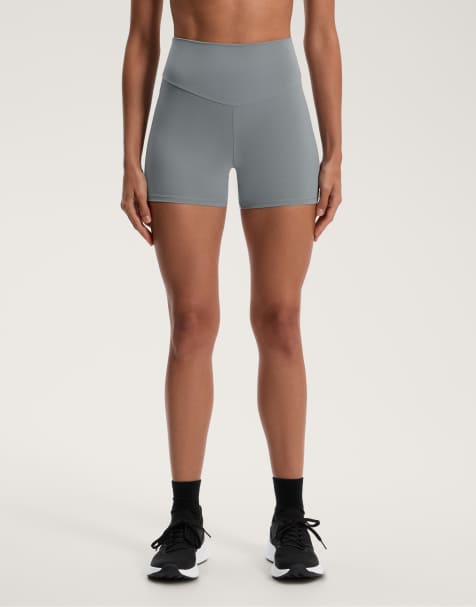 OYSHO - Comfortlux - Stålblå og højtaljede 10-cm-hotpants - view 1