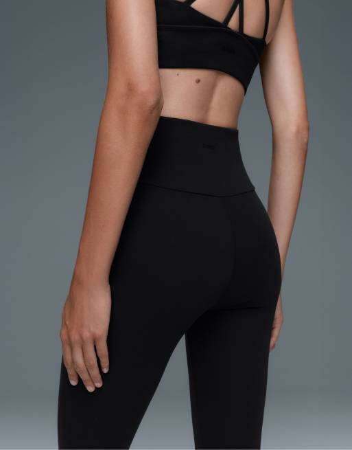 OYSHO Comfortlux super high rise ankle-length stirrup leggings in black, 4 of 7