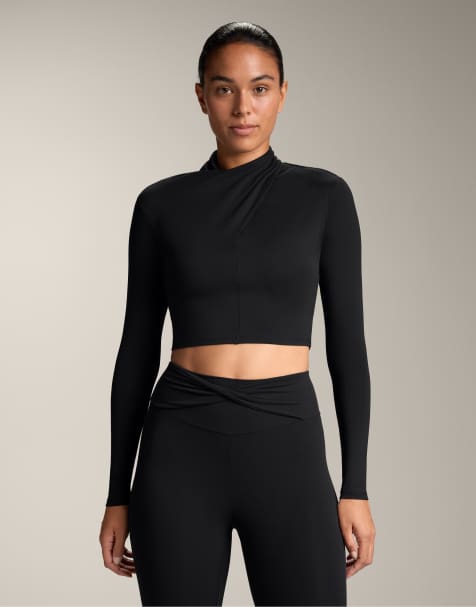 OYSHO – Comfortlux – Svart t-shirt med draperande halsringning - view 1