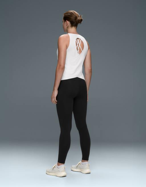 Oysho - Comfortlux - T-shirt avec détail croisé au dos - Blanc, 5 de 5