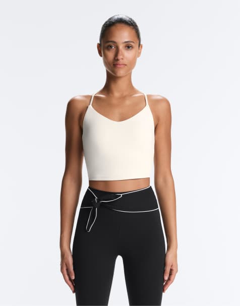 Oysho – Comfortlux – Tanktop in blassem Ecru mit Körbchen und verstellbaren Trägern - view 1