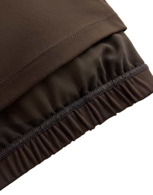Oysho – Comfortlux – Tanktop in Dunkelbraun mit überkreuzten Trägern, 6 von 7