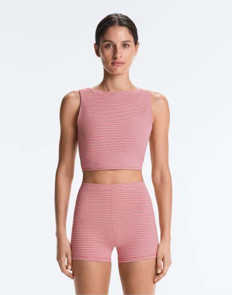 OYSHO – Comfortlux – Tanktop in Rot mit U-Boot-Ausschnitt - view 1