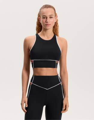 OYSHO - Comfortlux - Tanktop in Schwarz mit Blockdesign und Paspelierung