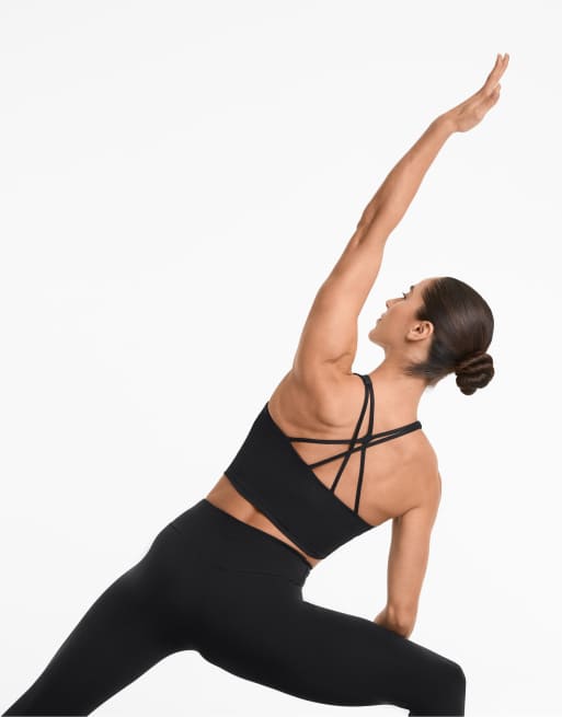 Oysho – Comfortlux – Tanktop in Schwarz mit Körbchen und Riemchendetail, 3 von 4