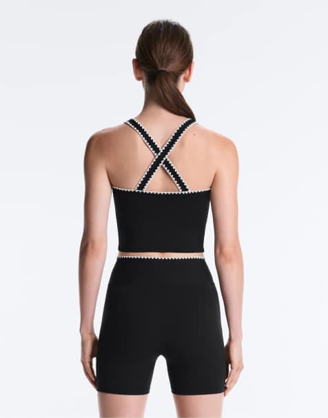 OYSHO Comfortlux Tanktop mit Kontrastnähten in Schwarz - view 1