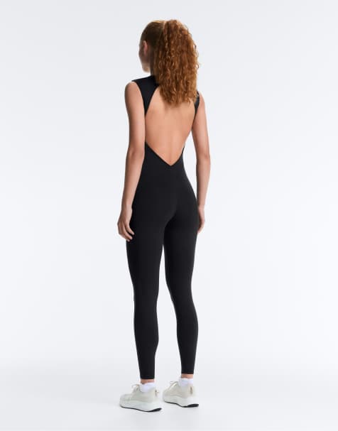 OYSHO - Comfortlux - Tuta jumpsuit lunga nera con scollo a barchetta - view 1